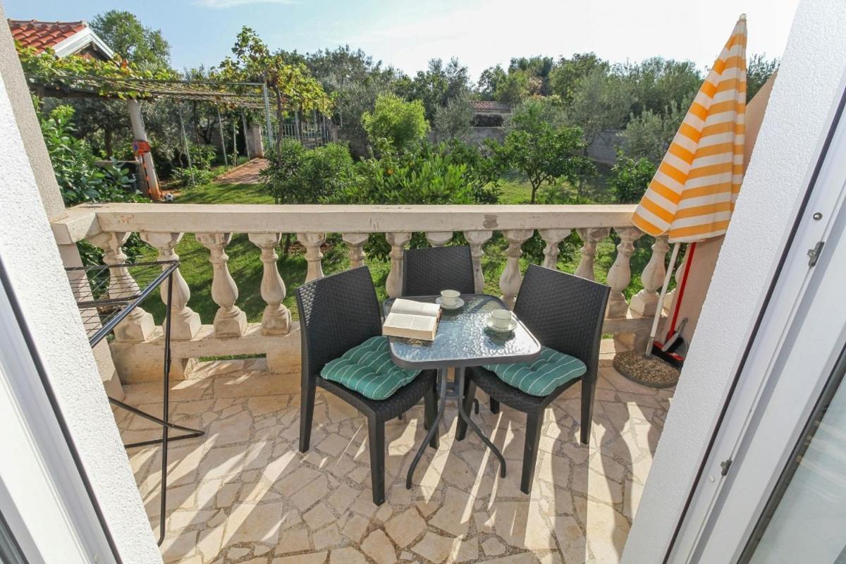 Hotel Toni In Pula - Istrien Extérieur photo